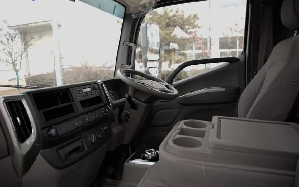 New Foton eAumark — photo 7 of 7