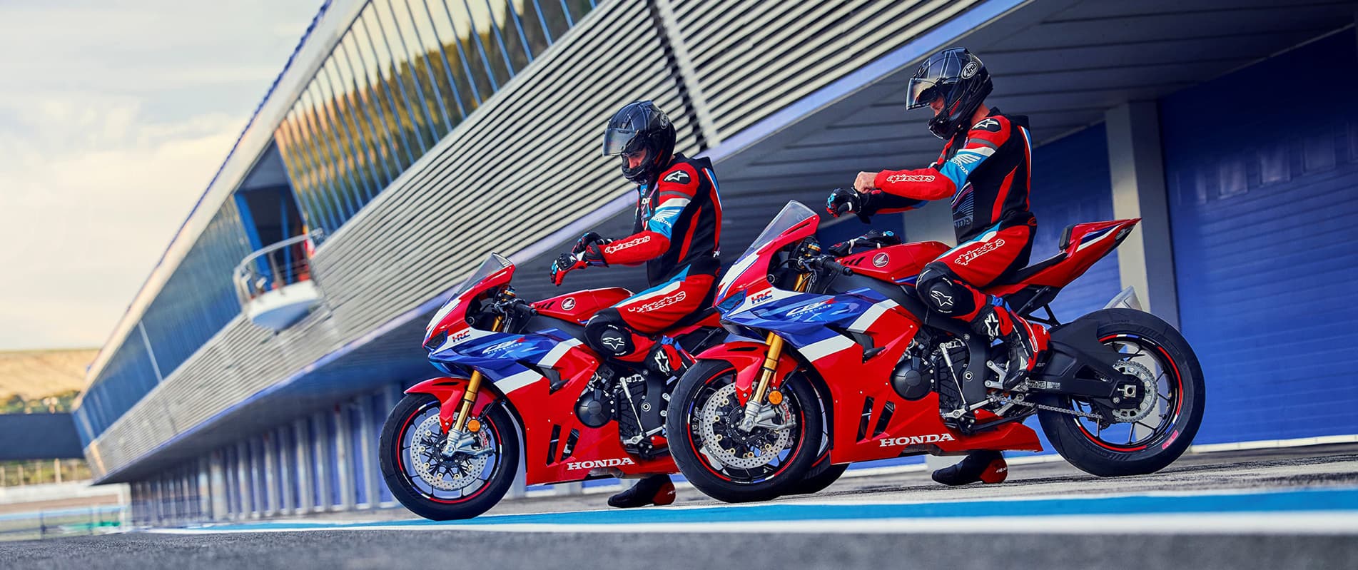 New Honda Wing Fireblade SP — photo 1 of 8