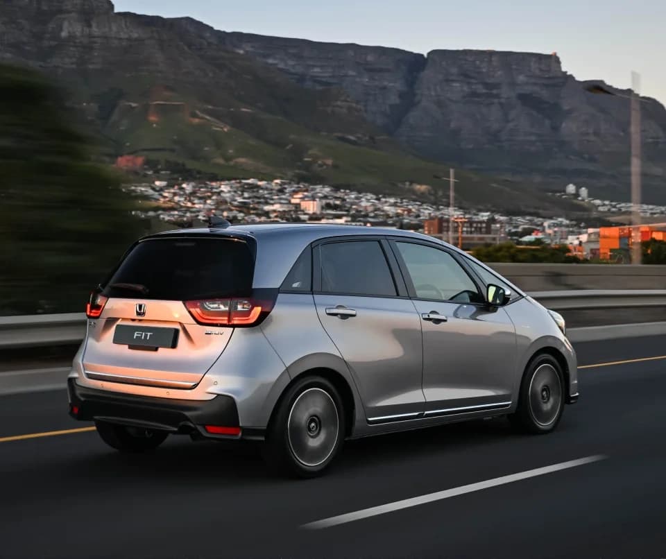 New Honda Fit — photo 2 of 8