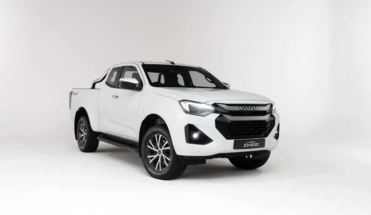 New Isuzu D-MAX Extended Cab — photo 1 of 8