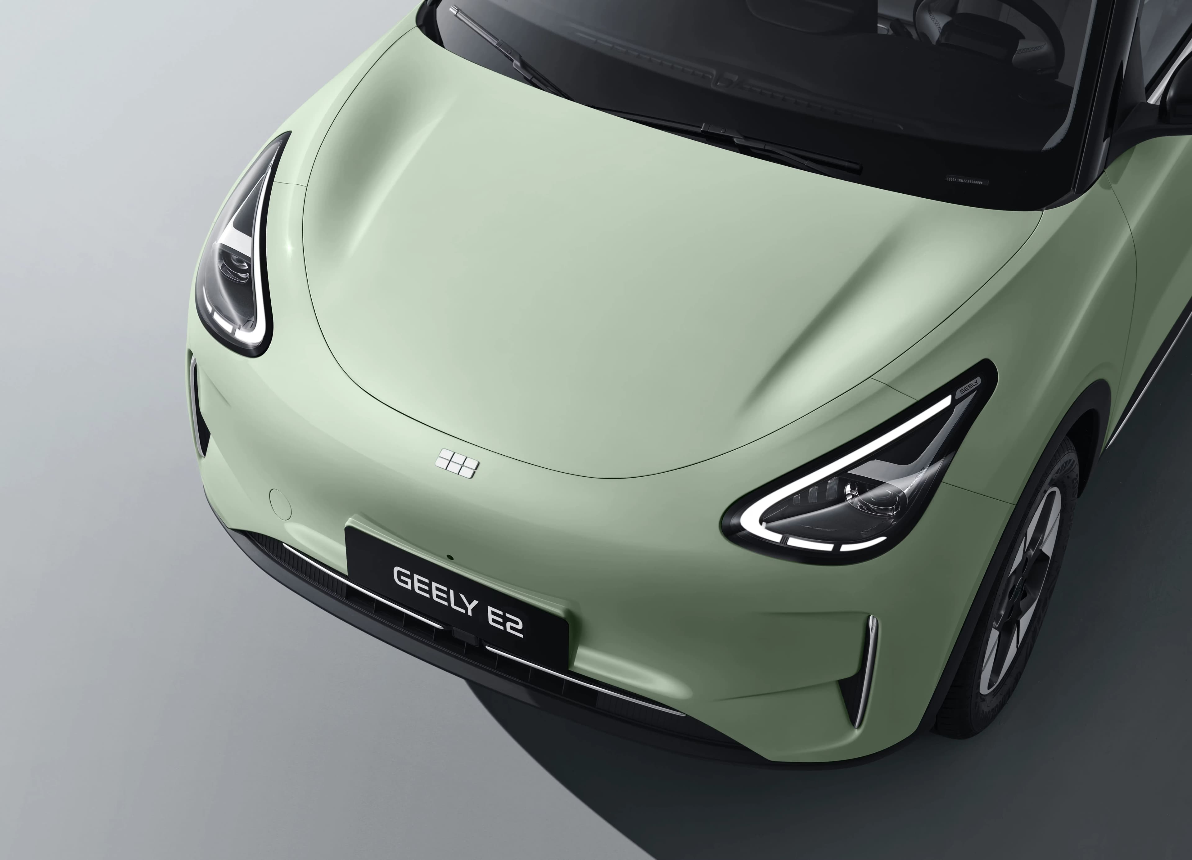 New Geely E2 — photo 2 of 7