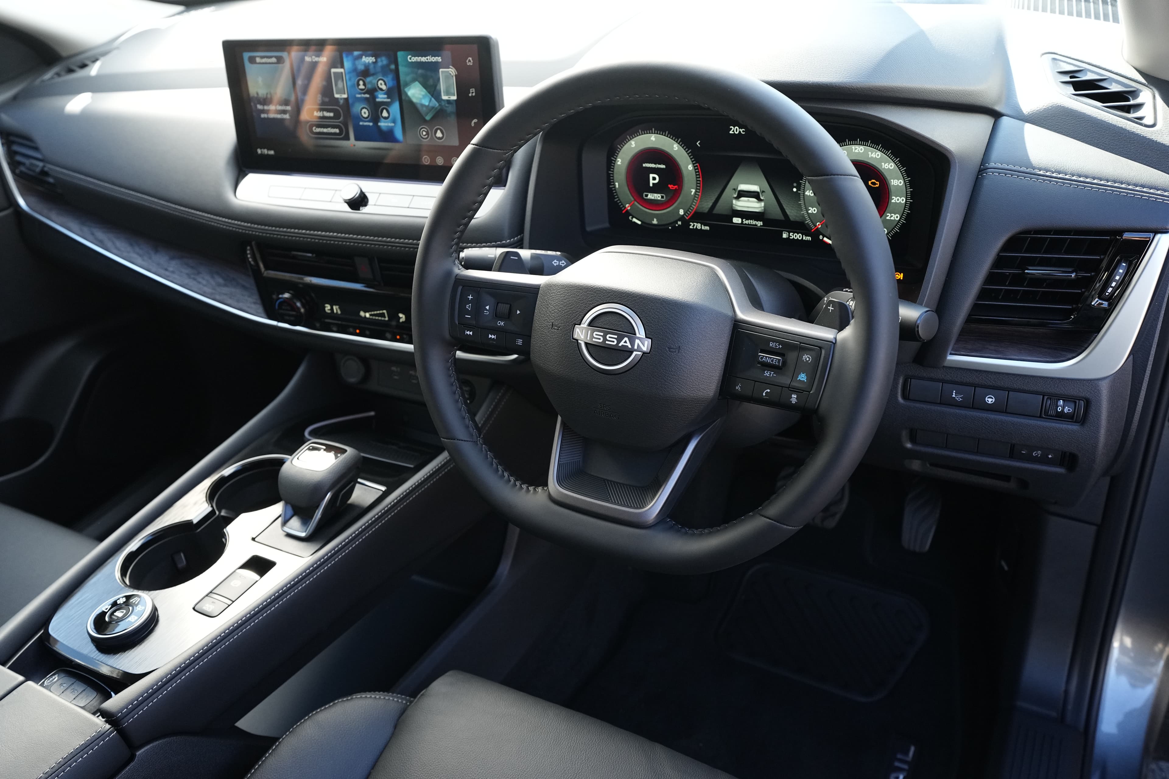 New Nissan New Nissan X-Trail — photo 4 of 8