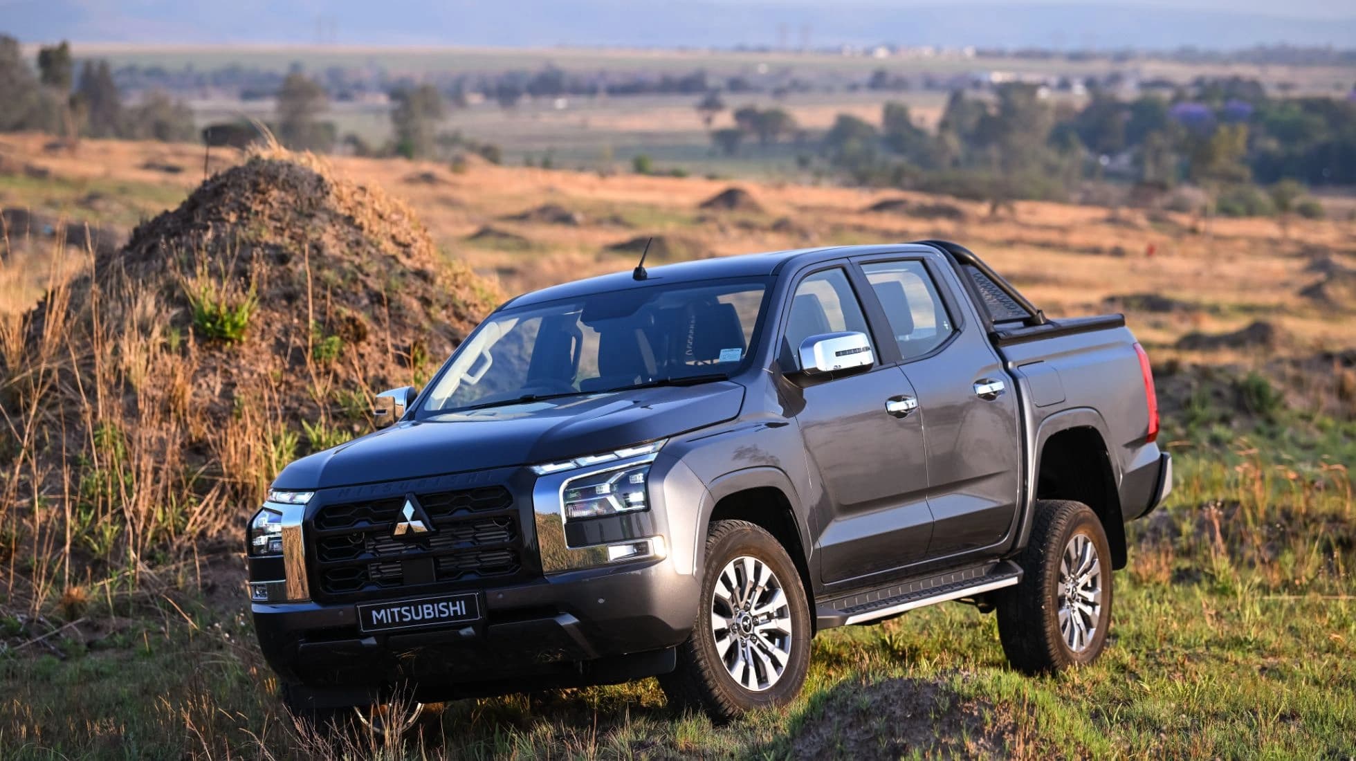 New Mitsubishi Next Gen Triton — photo 1 of 6