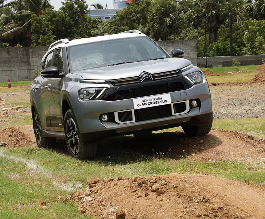 New Citroen Aircross SUV — photo 2 of 8