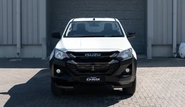 New Isuzu D-MAX Single Cab — photo 2 of 6