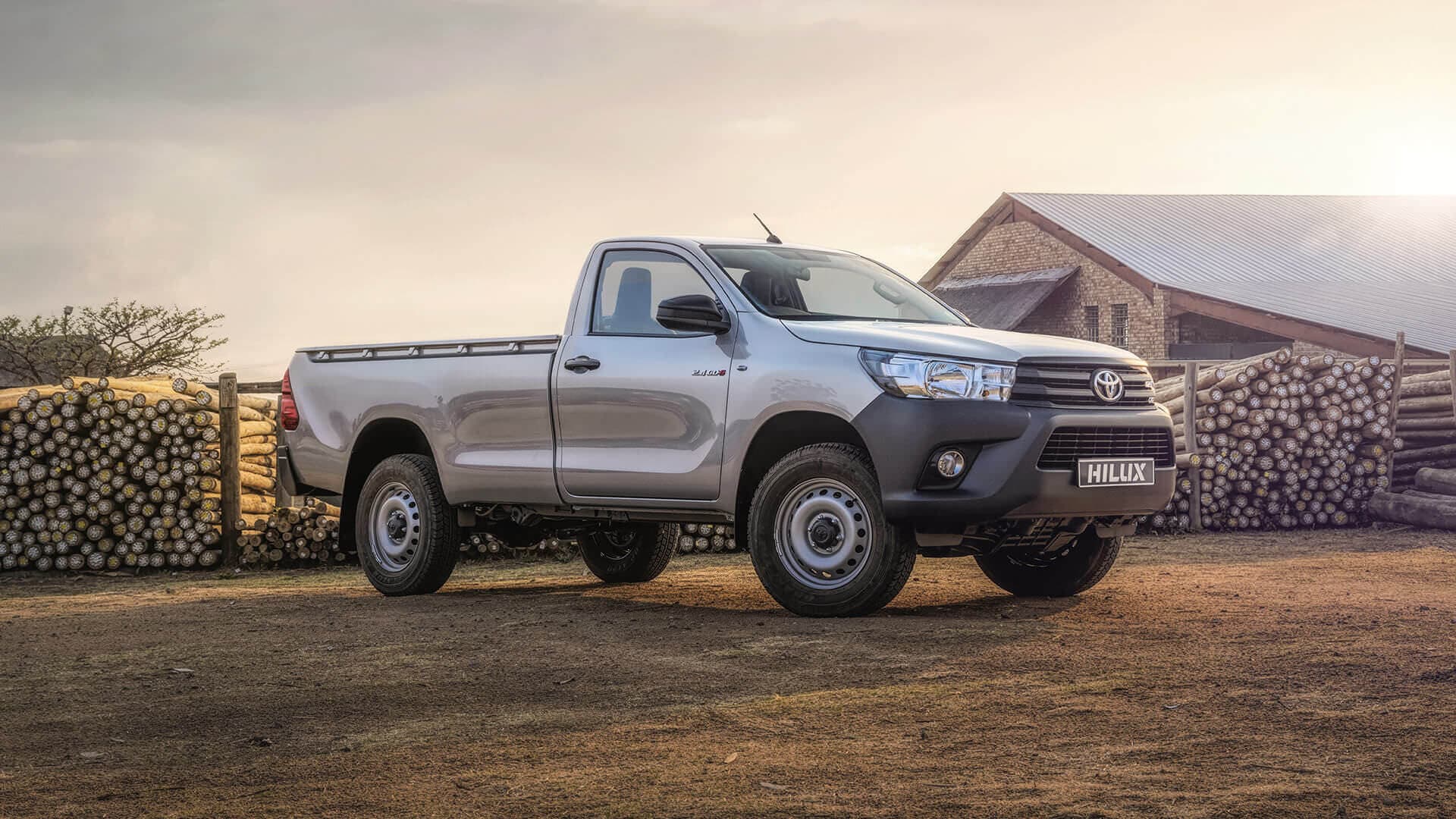 New Toyota Hilux Single Cab — photo 2 of 5