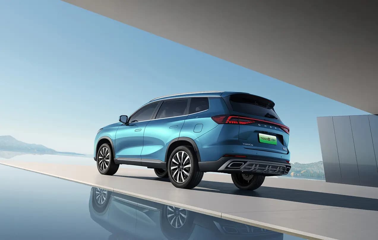 New Chery Tiggo 8 PHEV — photo 1 of 5