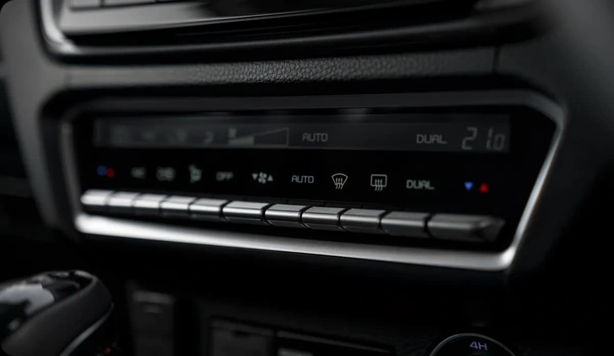 New Isuzu D-MAX Extended Cab — photo 8 of 8