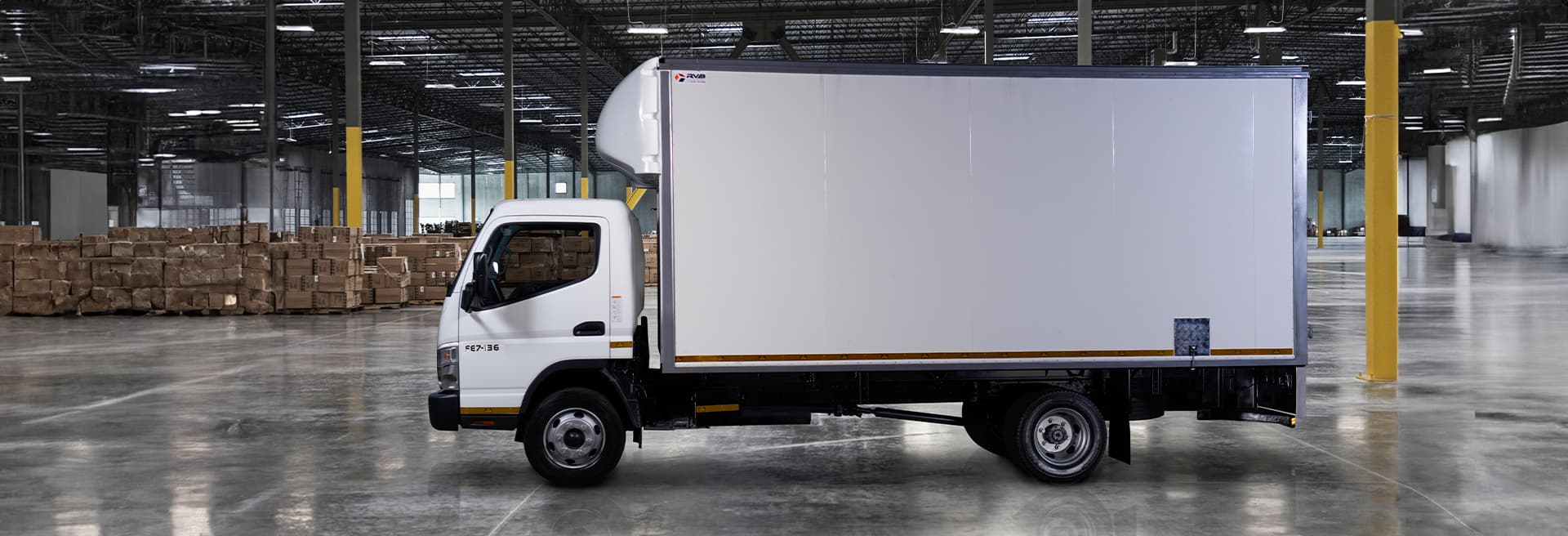 New FUSO Canter — photo 5 of 5