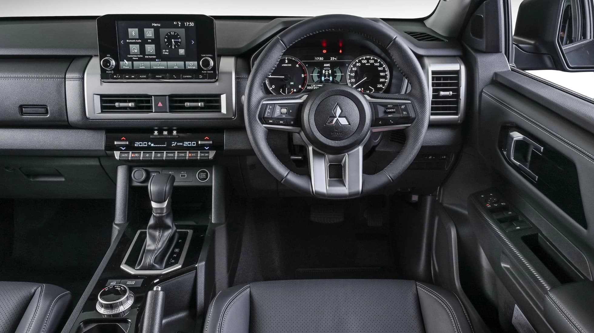 New Mitsubishi Next Gen Triton — photo 4 of 6