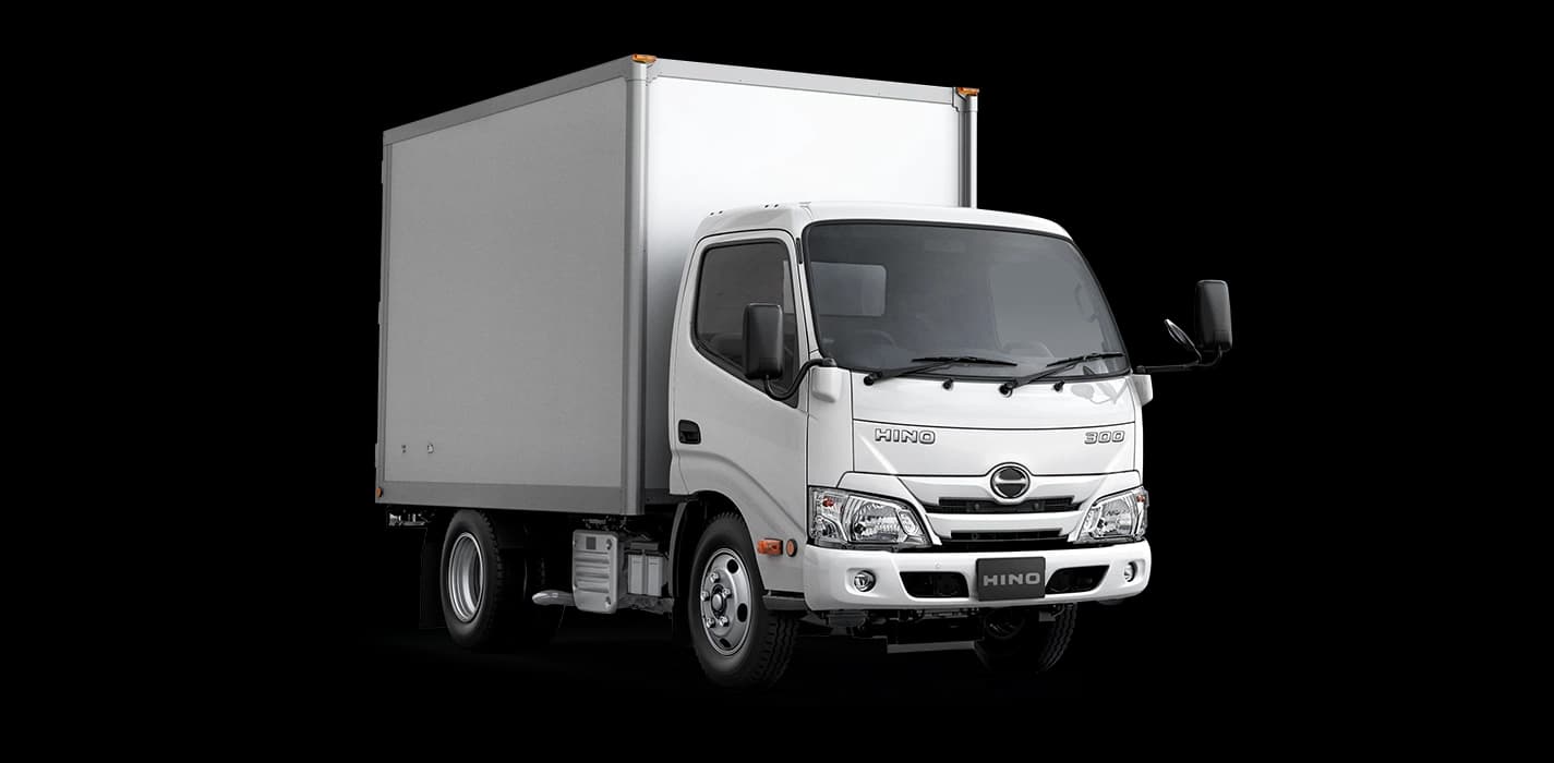 New Hino 300 — photo 1 of 4