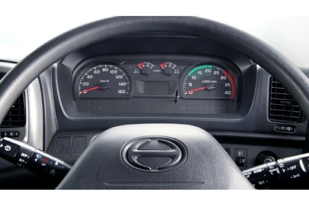New Hino 500 — photo 6 of 6
