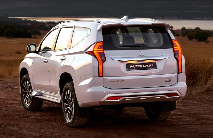 New Mitsubishi Pajero Sport — photo 3 of 8