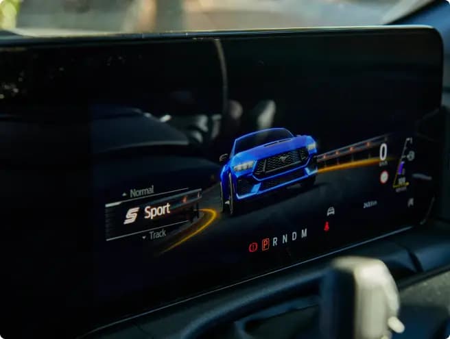 New Ford Mustang — photo 1 of 5