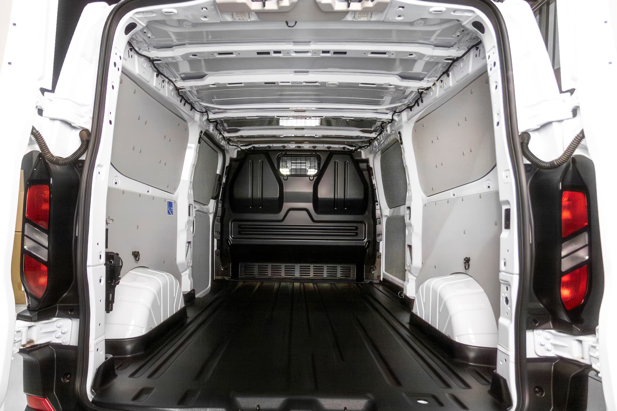 New Ford Transit Van — photo 5 of 5