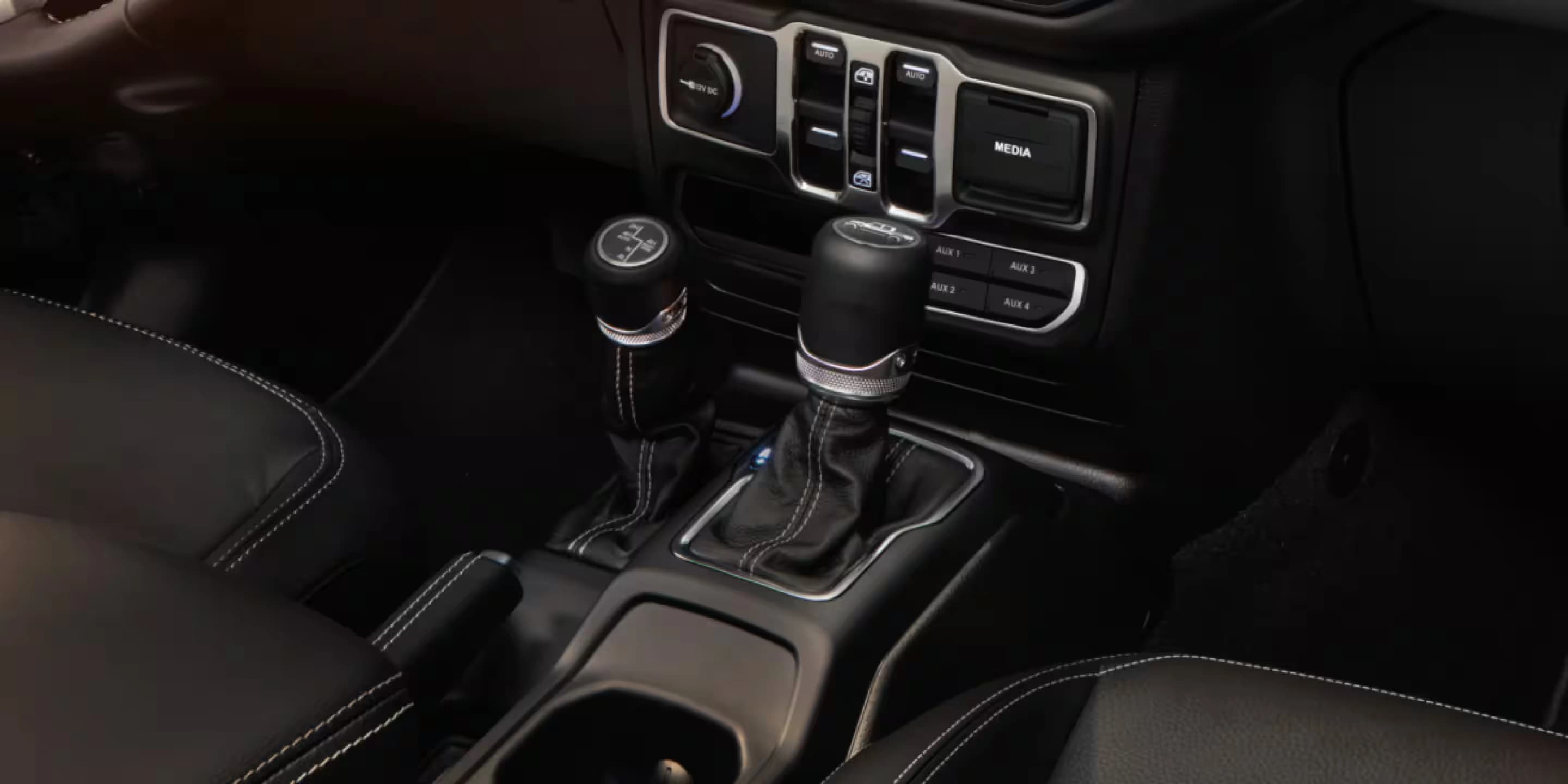 New Jeep Gladiator — photo 6 of 8