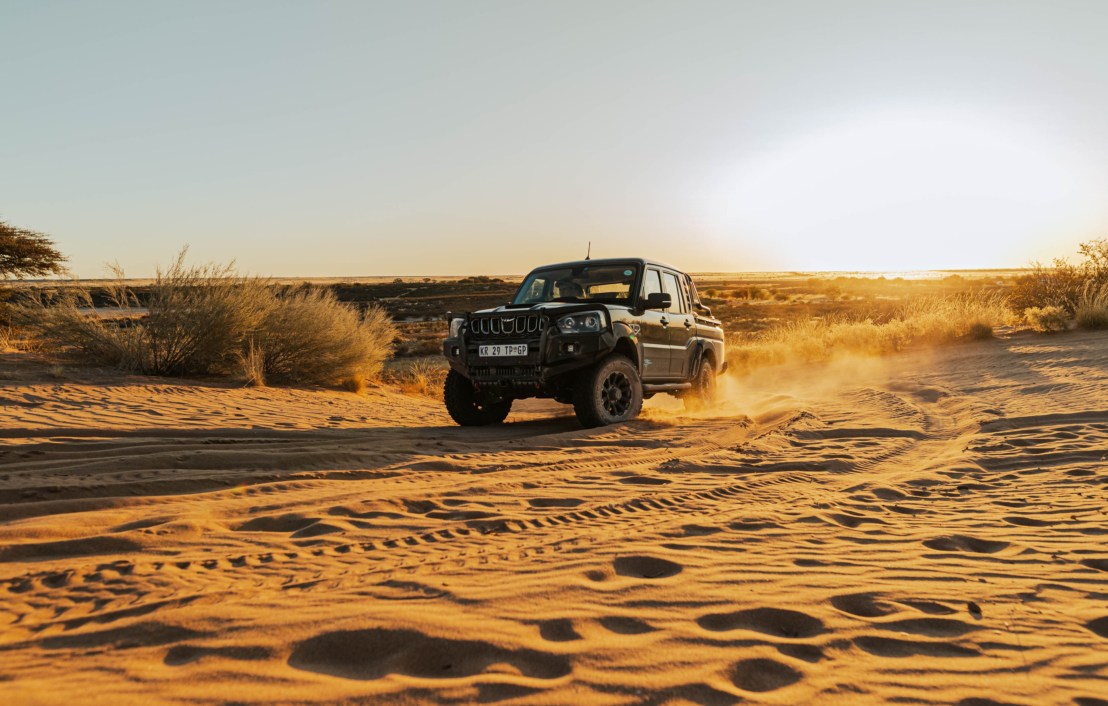 New Mahindra Karoo Special Edition — photo 5 of 8