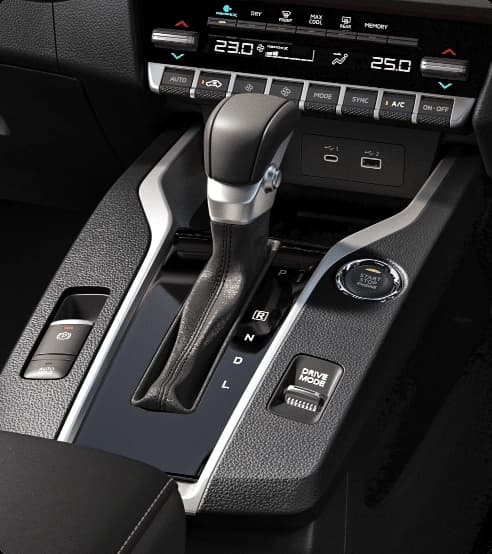 New Mitsubishi Outlander Sport — photo 8 of 8