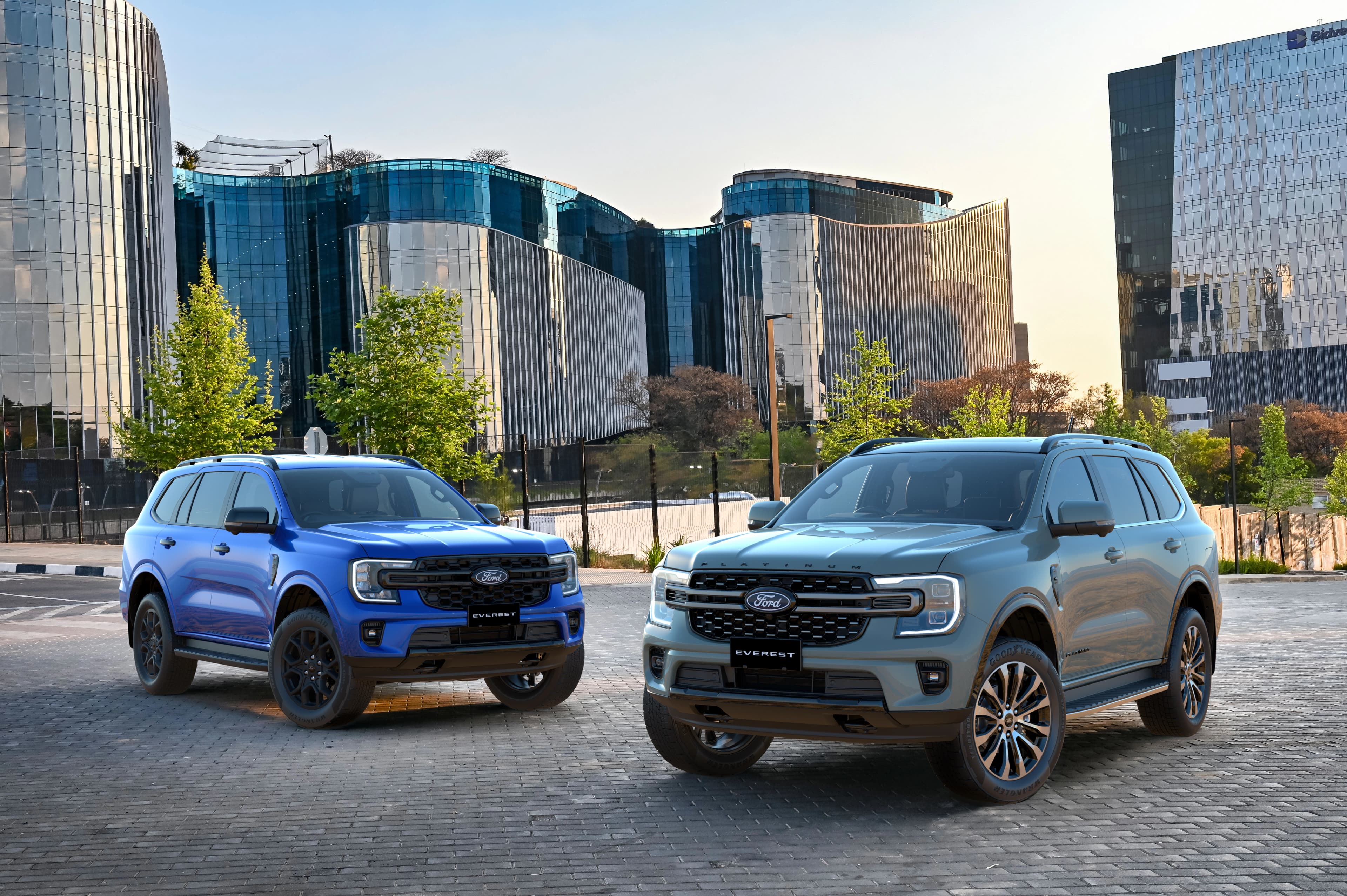 New Ford Everest — photo 1 of 5