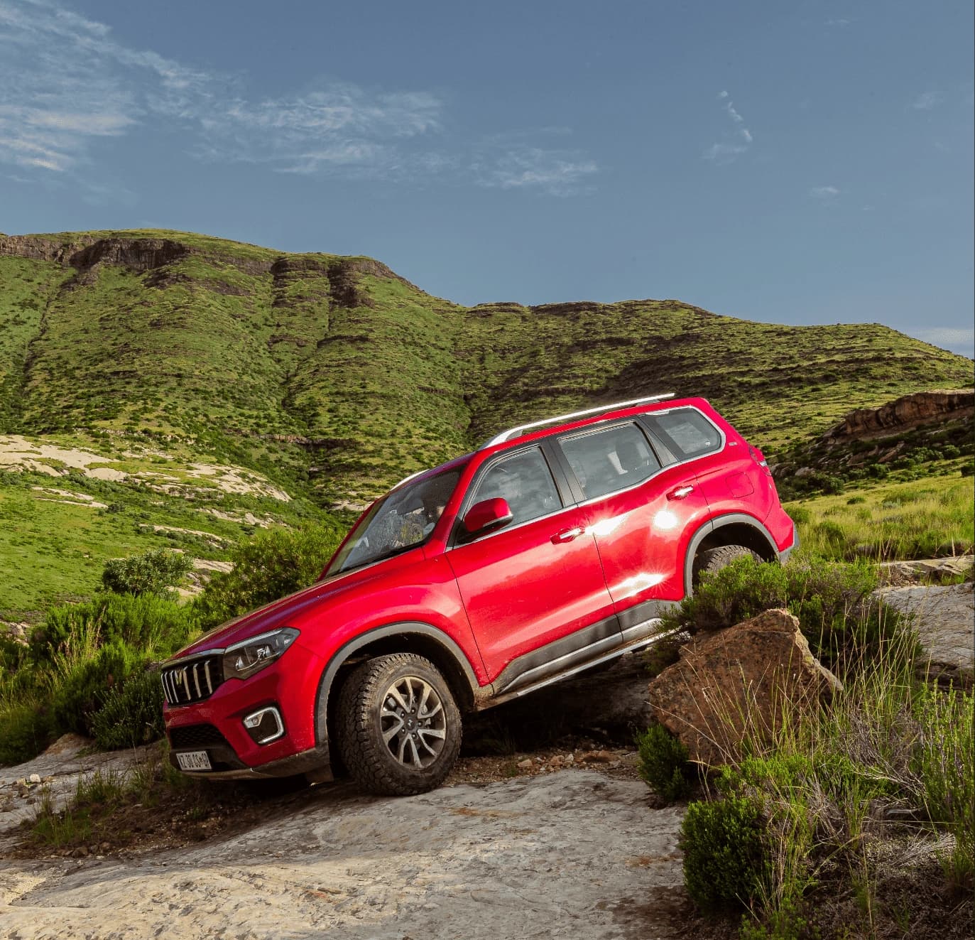 New Mahindra Scorpio-N — photo 3 of 8