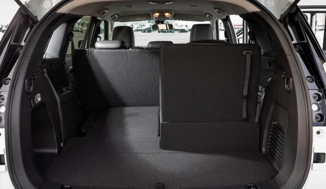 New Isuzu MU-X — photo 7 of 8