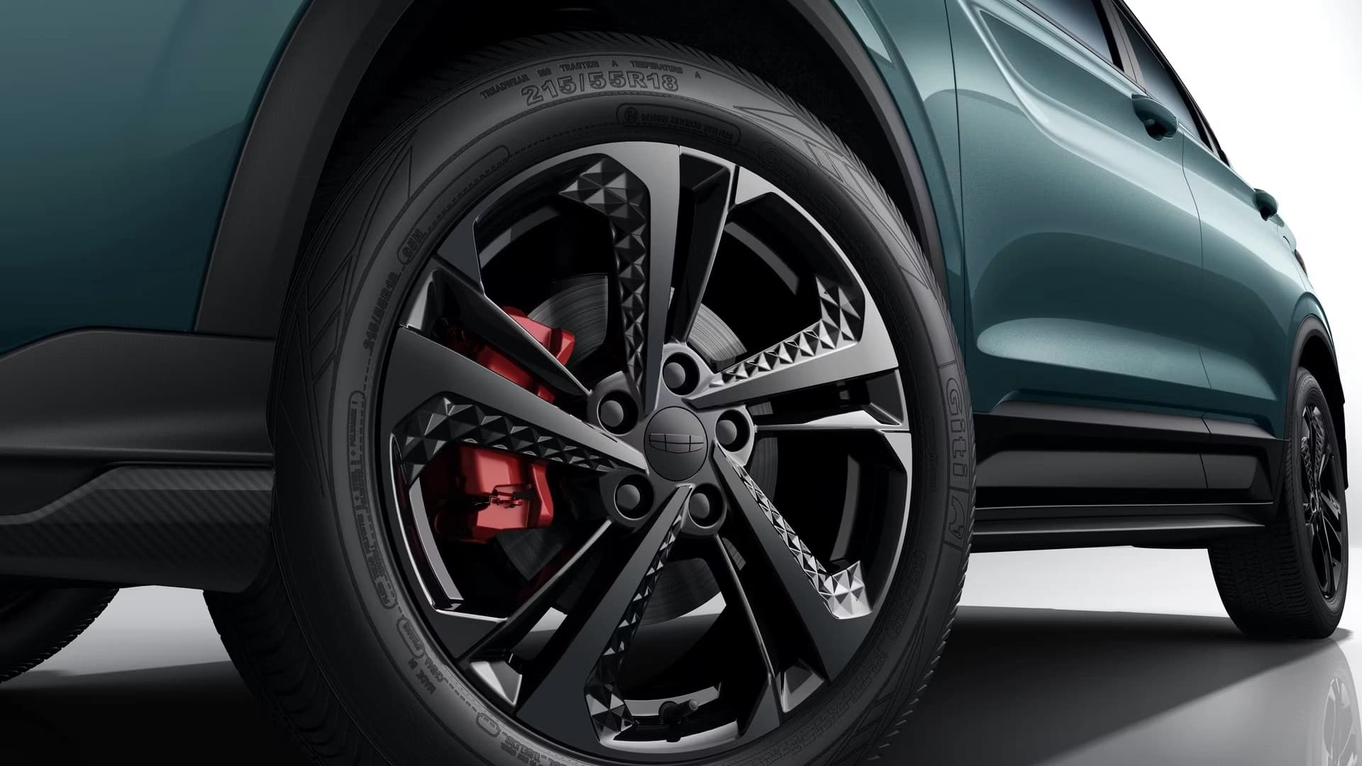 New Geely Coolray — photo 5 of 7