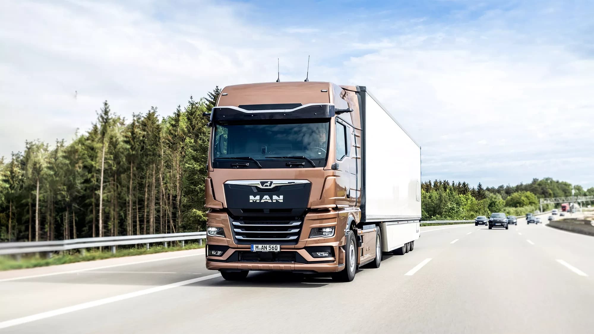 New MAN TGX — photo 1 of 7