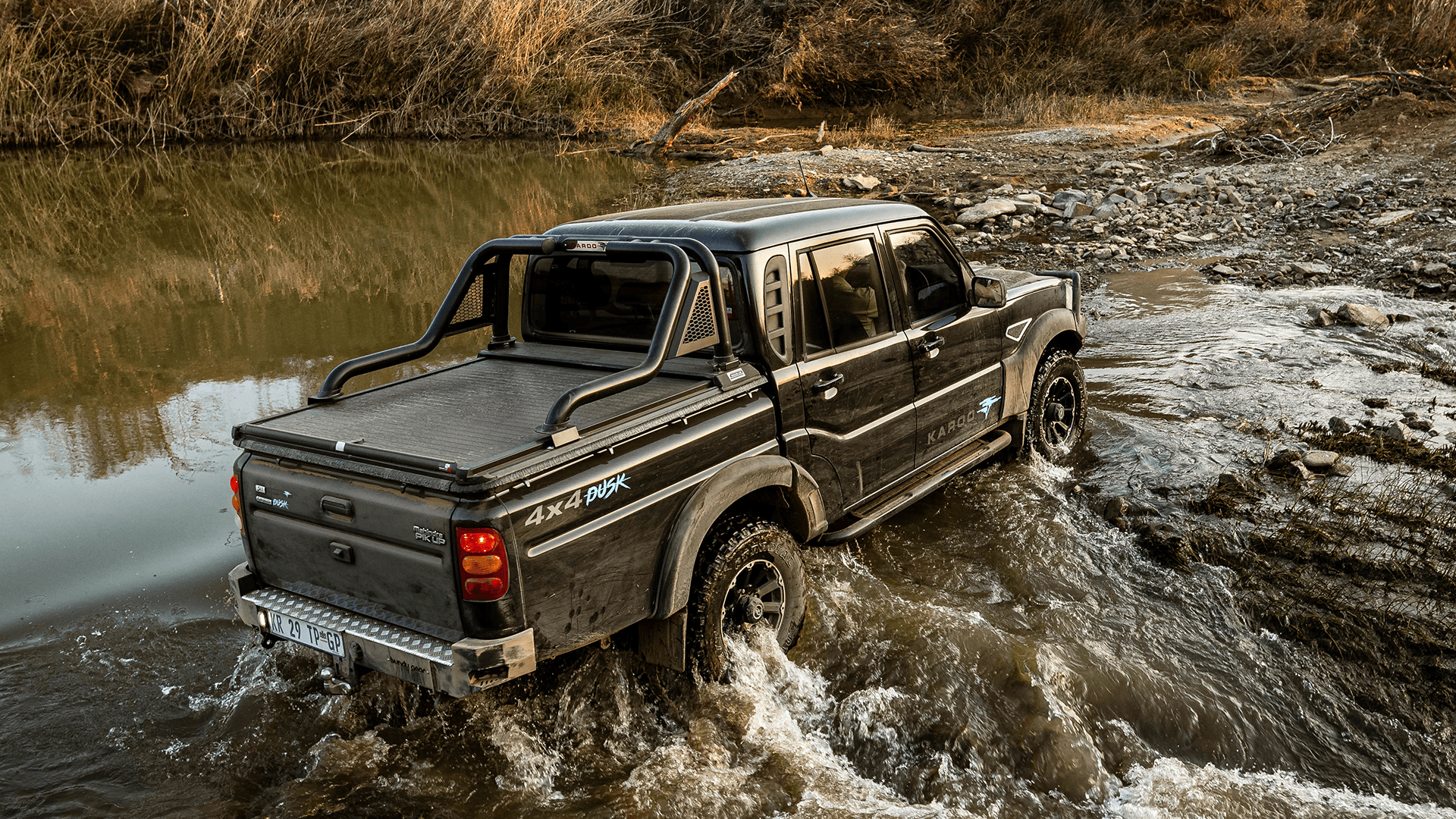 New Mahindra Karoo Special Edition — photo 2 of 8