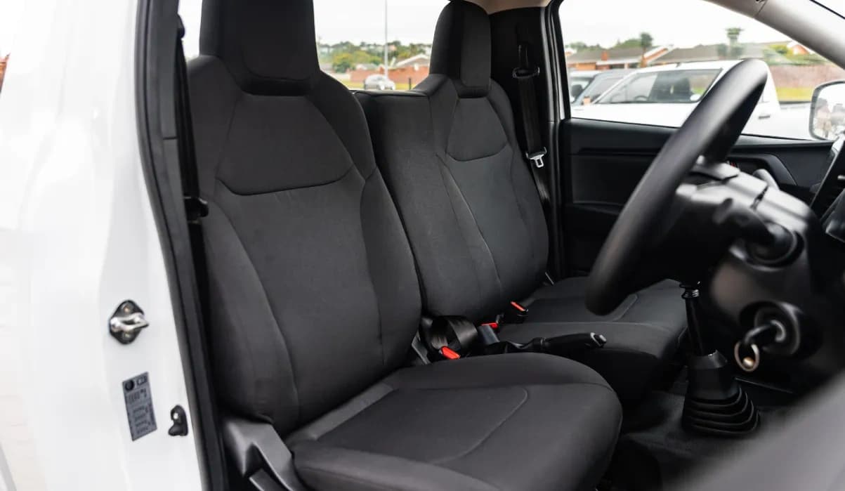 New Isuzu D-MAX GEN 6 — photo 5 of 7