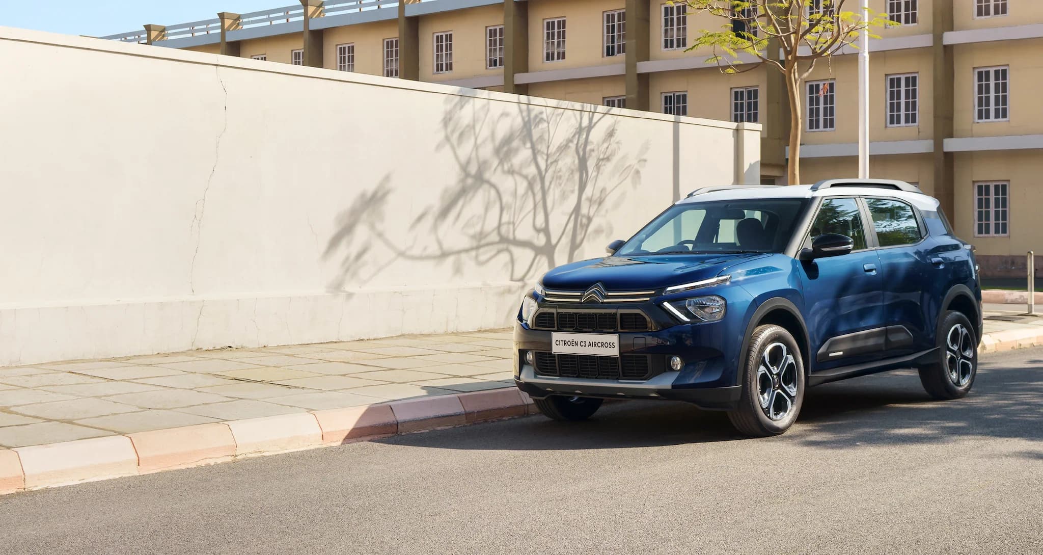 New Citroen Aircross SUV — photo 8 of 8