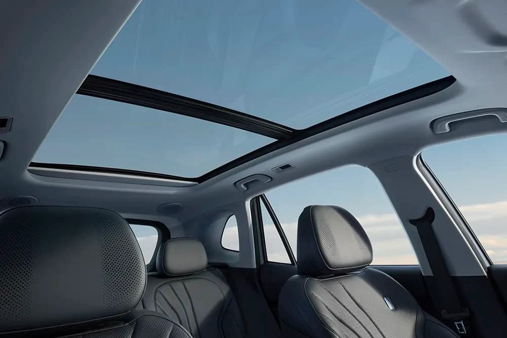 New Geely E5 — photo 7 of 8