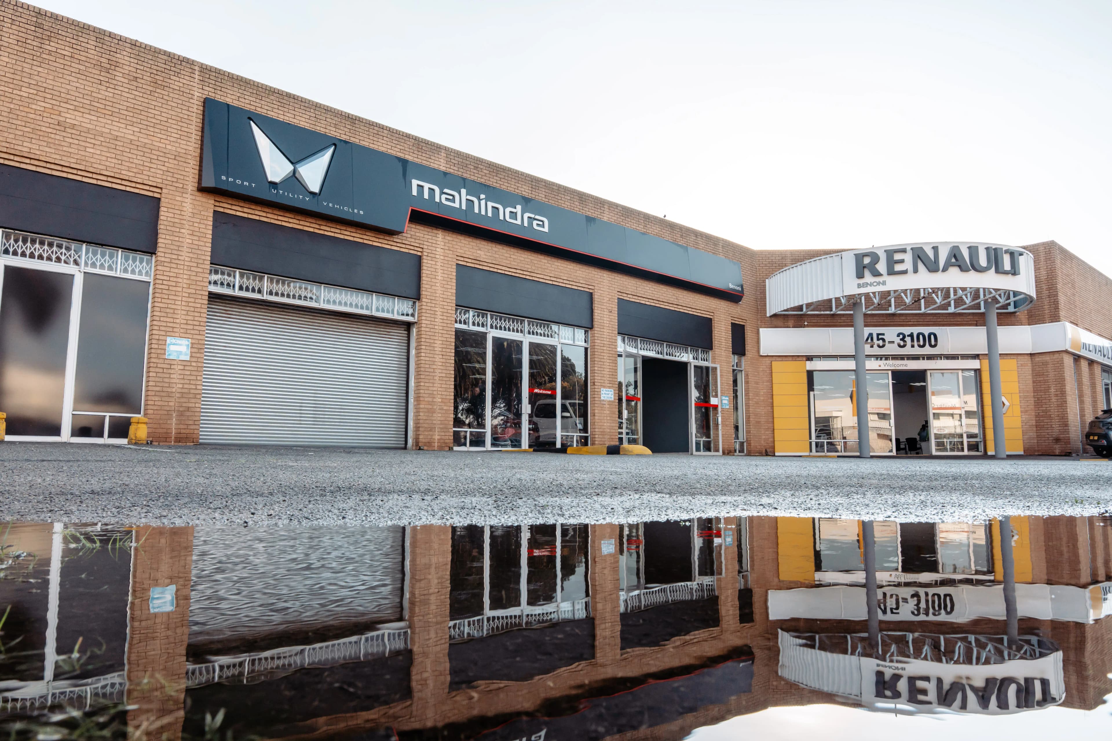 Mahindra Benoni
